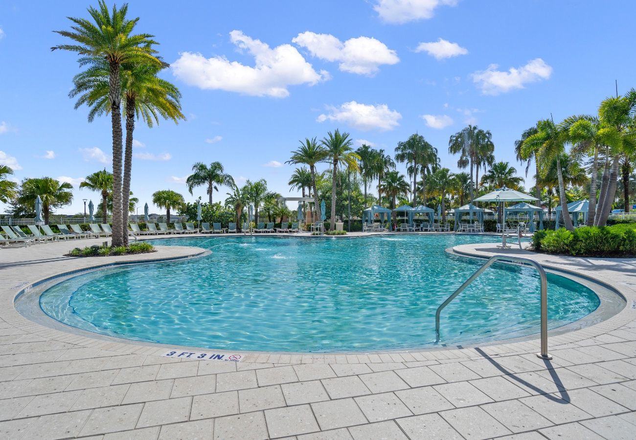 Villa en Kissimmee - Splendid Villa Solara  6Bed/5Bath/Pool/Jacuzzi/18 Min From Disney